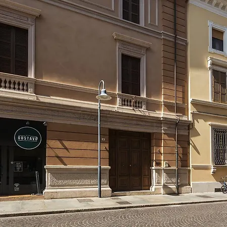 Alighieri Theatre Charming Ravena