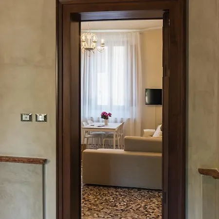 דירה Alighieri Theatre Charming *