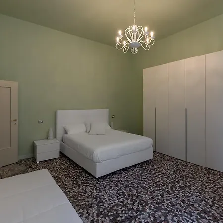 Alighieri Theatre Charming Appartement