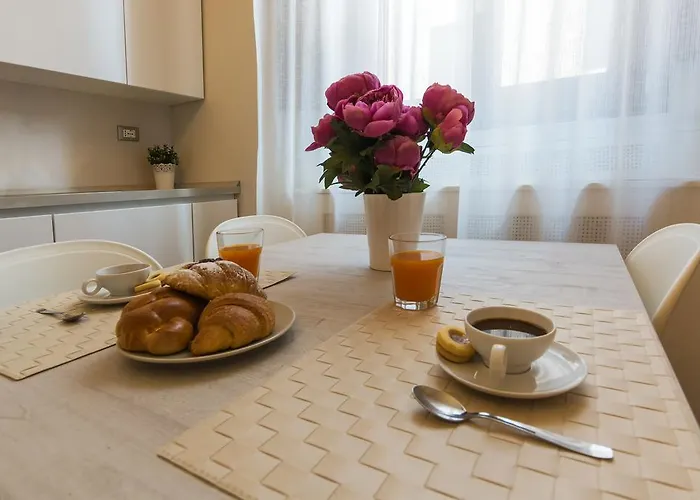 Alighieri Theatre Charming Apartment *