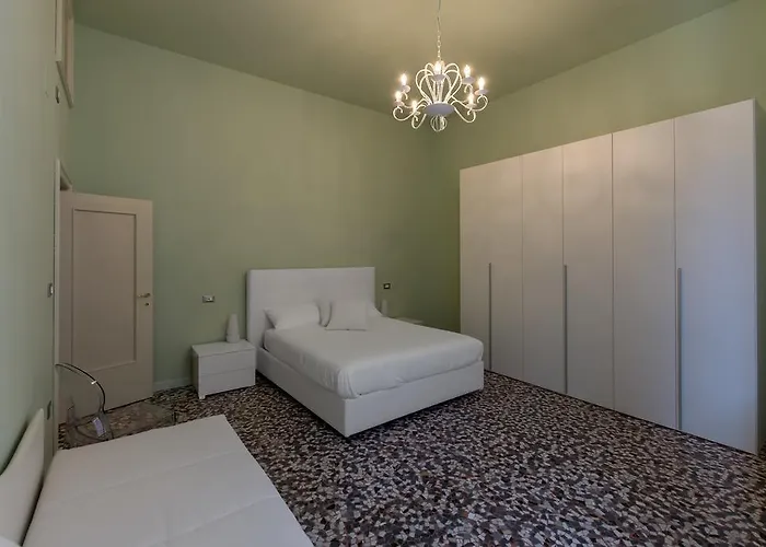 Alighieri Theatre Charming Apartment